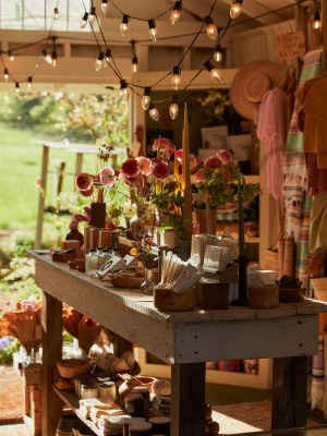 farm stand at 3 Porch Farm